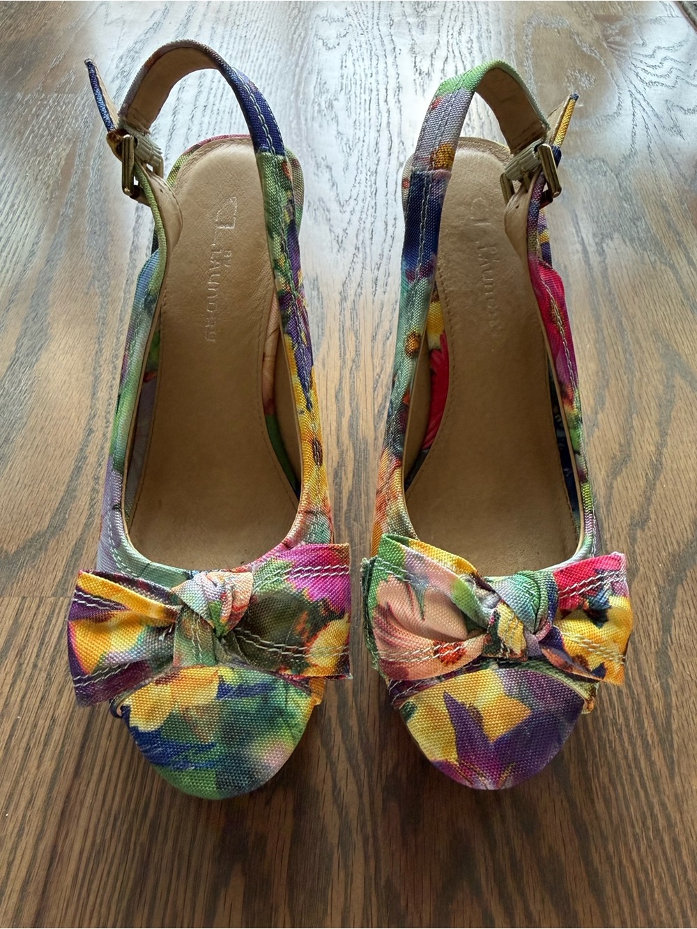 Floral Knot Slingback Wedge Heels